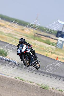 media/Aug-06-2023-TrackDaz (Sun) [[ac7f4f6367]]/B Group/sweeper/